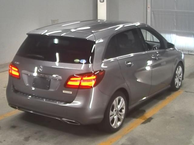 MERCEDES BENZ B CLASS 2018