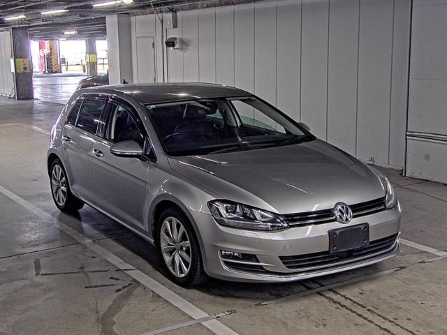 VOLKSWAGEN GOLF 2017