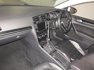 VOLKSWAGEN GOLF 2017