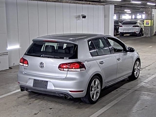 VOLKSWAGEN GOLF 2009