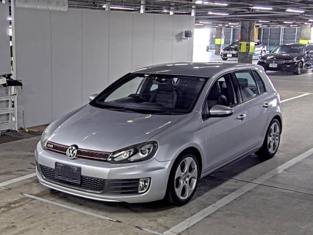 VOLKSWAGEN GOLF 2009