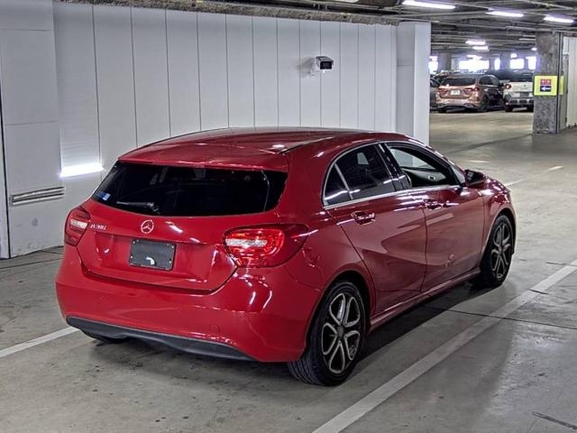 MERCEDES BENZ A CLASS 2015