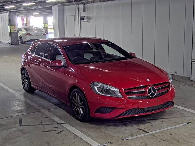 MERCEDES BENZ A CLASS 2015