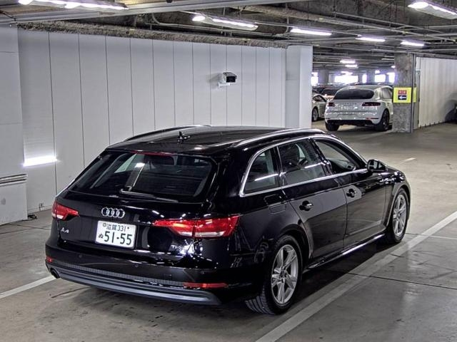 AUDI A4 2017