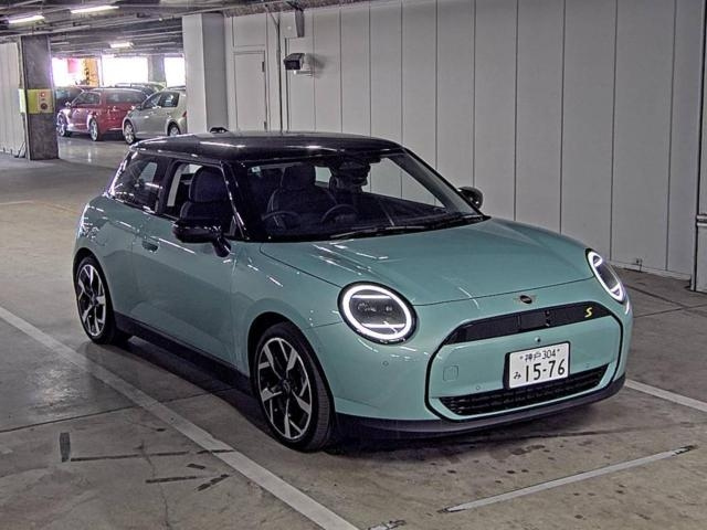 BMW MINI 2024