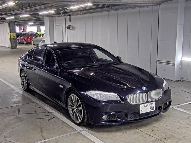 BMW 5 SERIES 2013