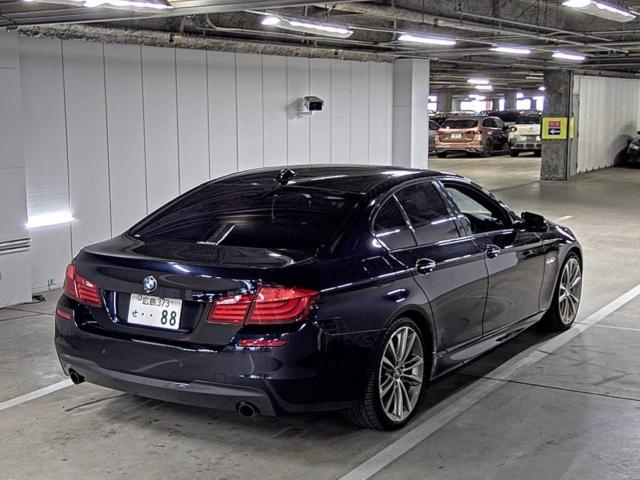 BMW 5 SERIES 2013