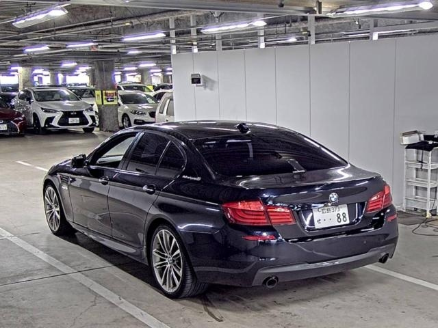 BMW 5 SERIES 2013