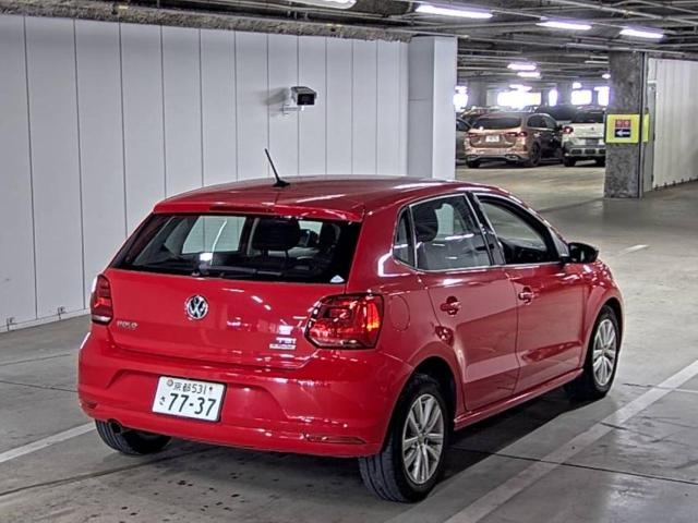 VOLKSWAGEN POLO 2017