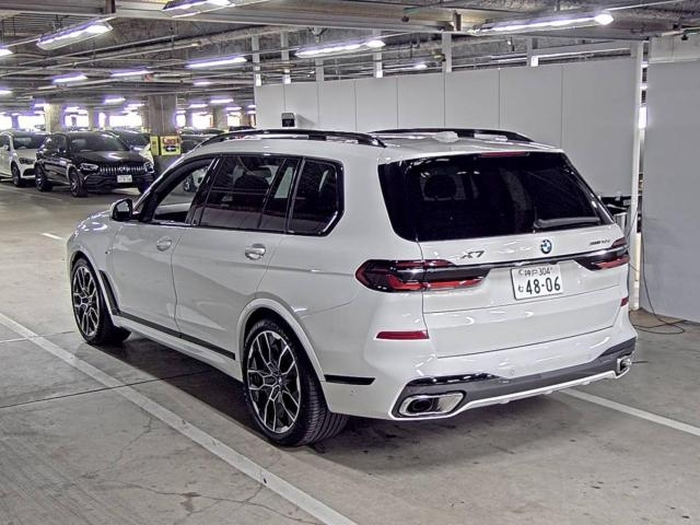 BMW X7 2024