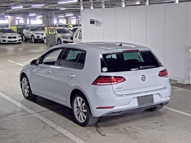 VOLKSWAGEN GOLF 2018