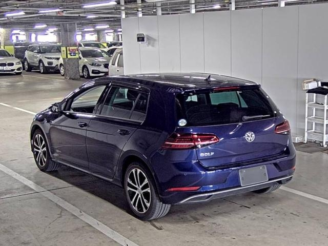 VOLKSWAGEN GOLF 2020