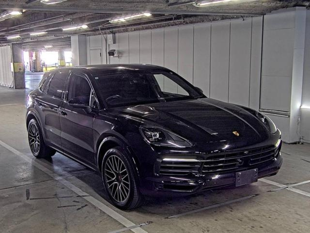 PORSCHE CAYENNE 2018