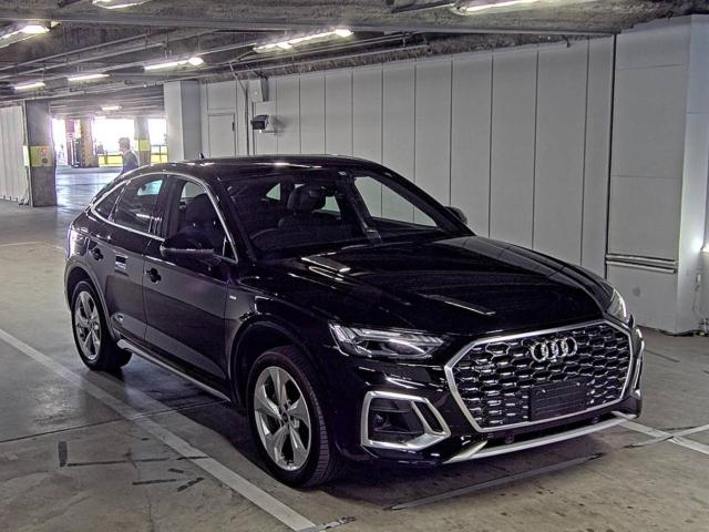 AUDI Q5 2022