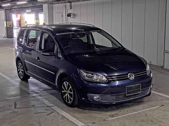 VOLKSWAGEN GOLF TOURAN 2015