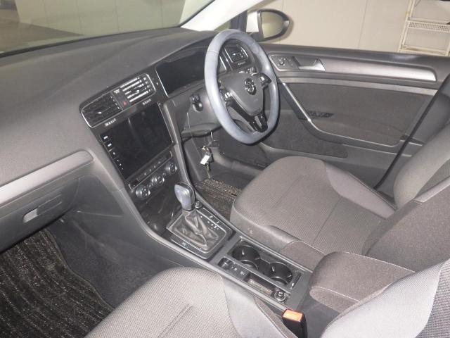 VOLKSWAGEN GOLF 2020