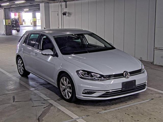VOLKSWAGEN GOLF 2017