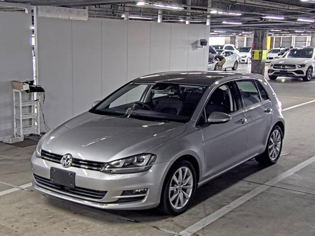 VOLKSWAGEN GOLF 2014