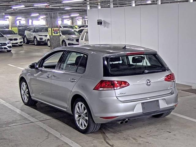VOLKSWAGEN GOLF 2014