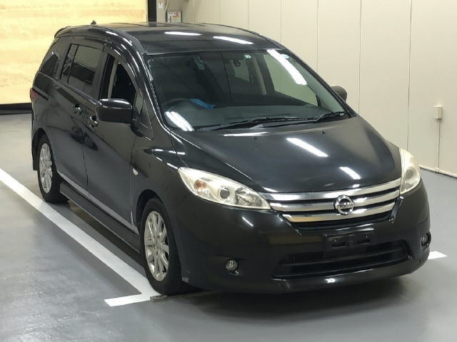 NISSAN LAFESTA 2011