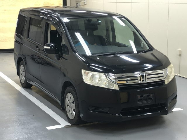 HONDA STEP WAGON 2012