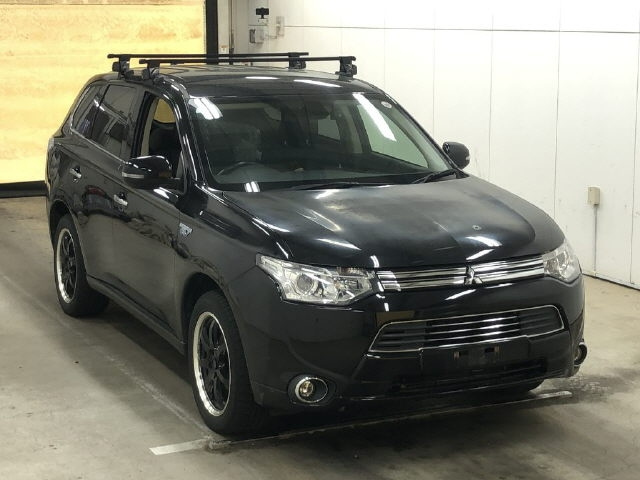 MITSUBISHI OUTLANDER PHEV 2014