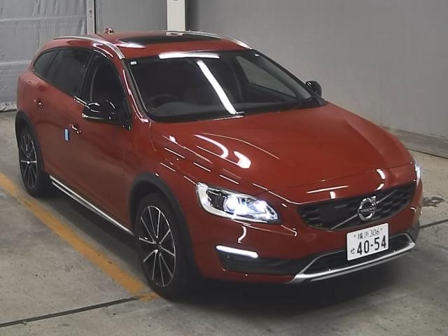 VOLVO V60 2018