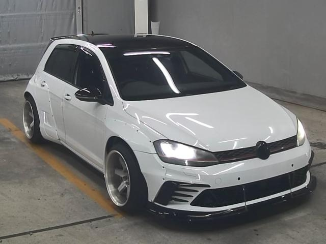 VOLKSWAGEN GOLF 2013