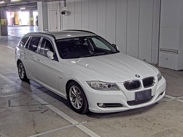 BMW 3 SERIES 2010