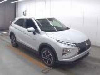 Заказать MITSUBISHI ECLIPSE CROSS
