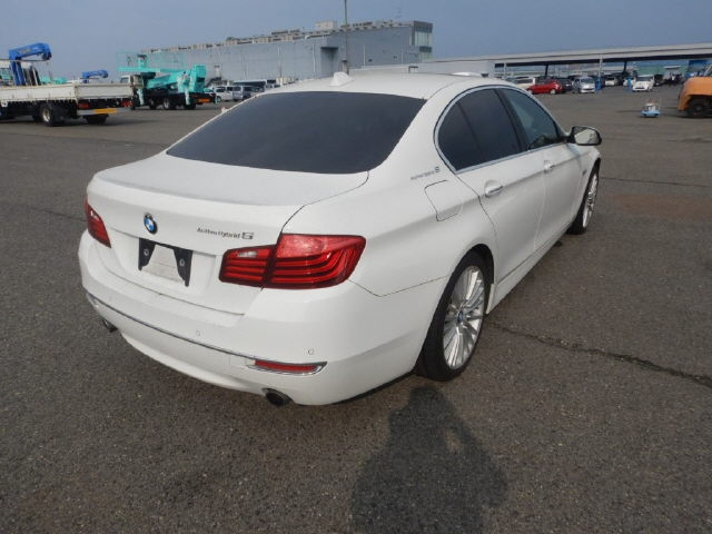 BMW 5 SERIES 2015