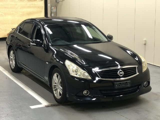 NISSAN SKYLINE 2013