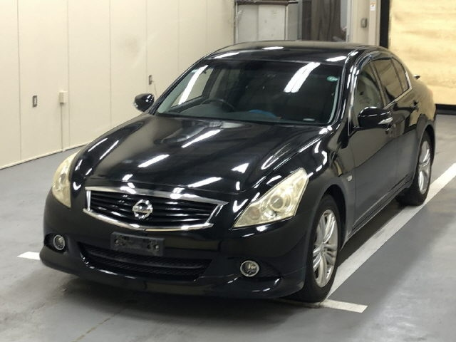 NISSAN SKYLINE 2013