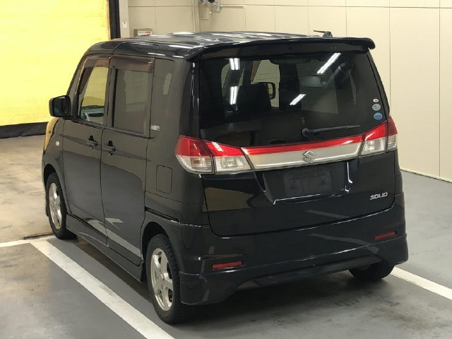 SUZUKI SOLIO 2011
