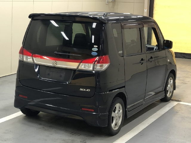 SUZUKI SOLIO 2011
