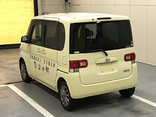 DAIHATSU TANTO 2009