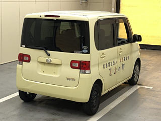 DAIHATSU TANTO 2009