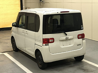 DAIHATSU TANTO 2008