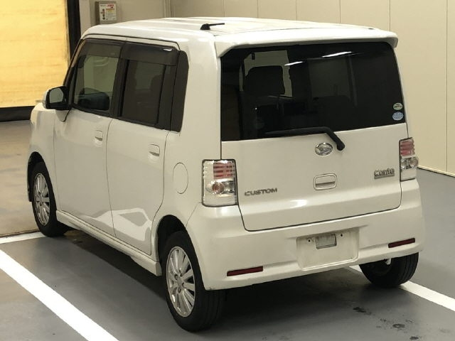 DAIHATSU MOVE CONTE 2010