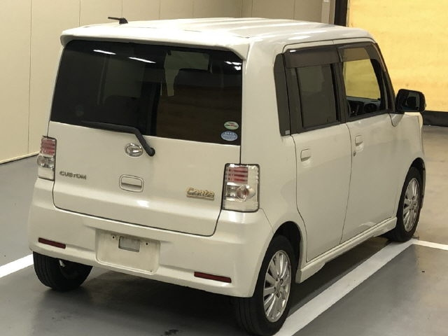 DAIHATSU MOVE CONTE 2010