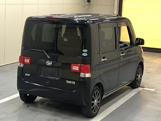 DAIHATSU TANTO 2012