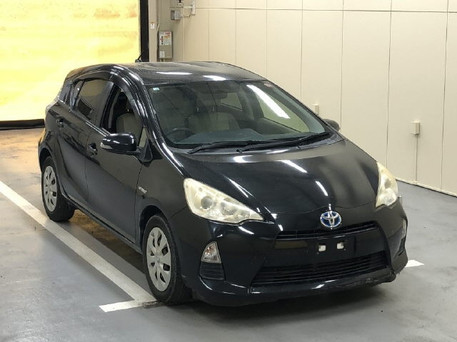 TOYOTA AQUA 2012
