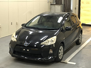 TOYOTA AQUA 2012