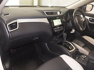 NISSAN X-TRAIL 2016