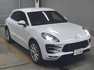 PORSCHE MACAN 2015