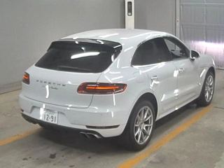 PORSCHE MACAN 2015