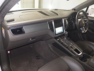 PORSCHE MACAN 2015