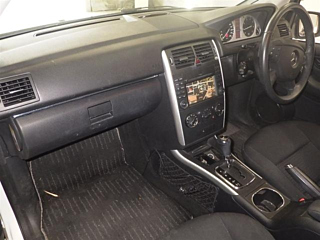 MERCEDES BENZ B CLASS 2009