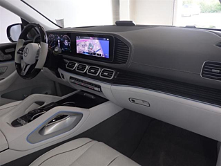 MERCEDES BENZ GLS 2023