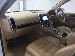 PORSCHE CAYENNE 2016